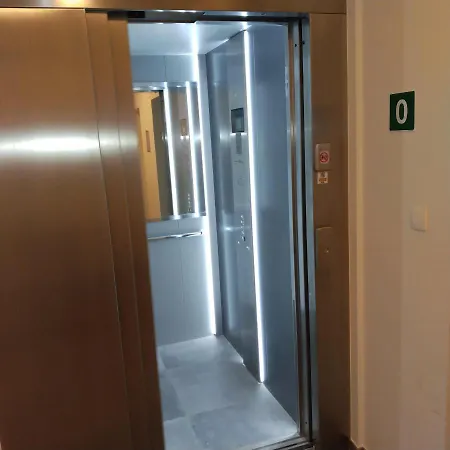 Studio Near Shopping K In K New Bright And 公寓 科尔特赖克