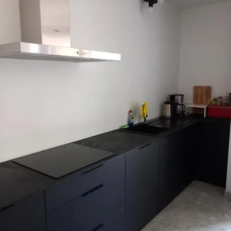 公寓 Studio Near Shopping K In K New Bright And 科尔特赖克